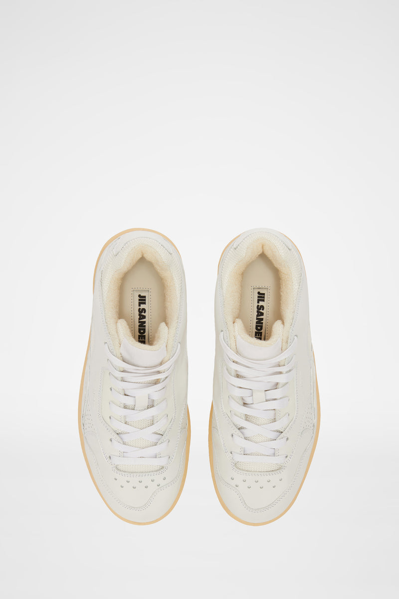 Low Top Sneaker White