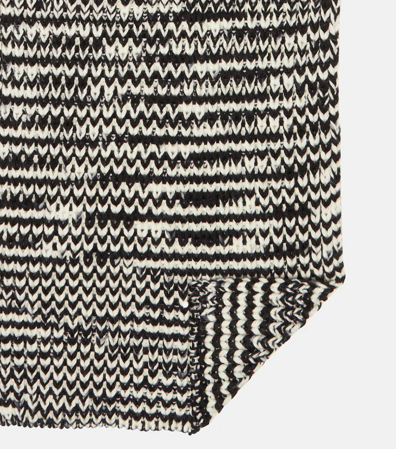 Zig-Zag Knit Wool Scarf