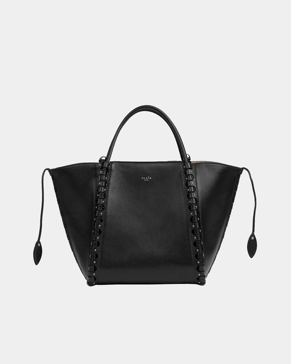 Le Coeur Studded Leather Shoulder Bag in Black - Alaia