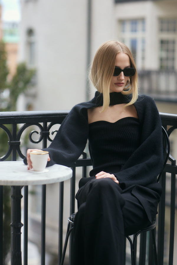 Gilda Sleeves Black